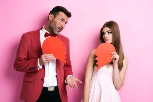 Red Flags In Der Beziehung – Beispiele – Warnsignale in Beziehungen erkennen und richtig deuten